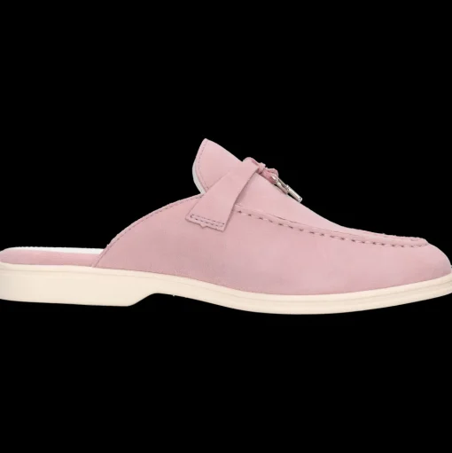 Adley 15