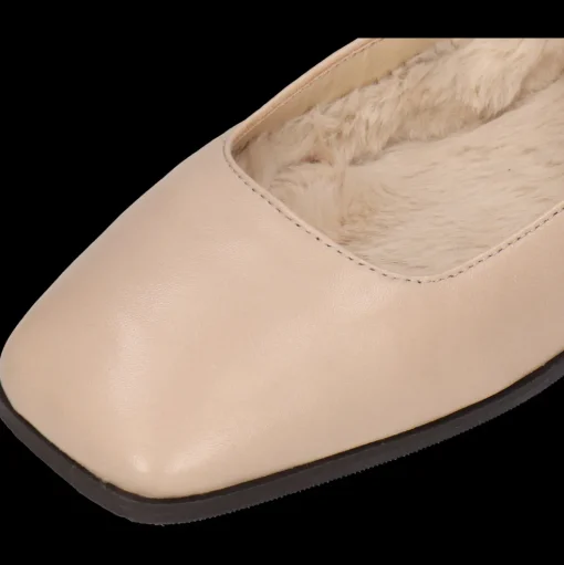 Livia 7